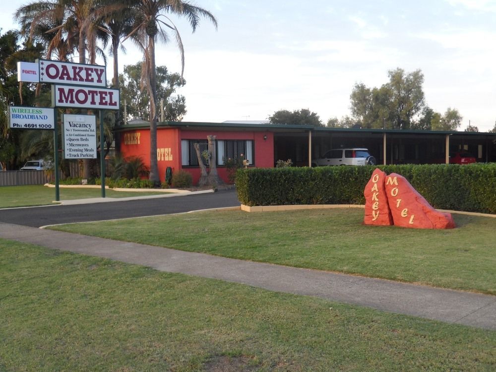 Oakey Motel ภายนอก รูปภาพ