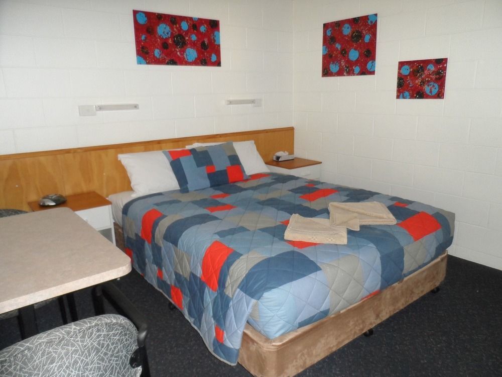 Oakey Motel ภายนอก รูปภาพ