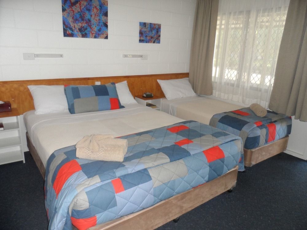 Oakey Motel ภายนอก รูปภาพ