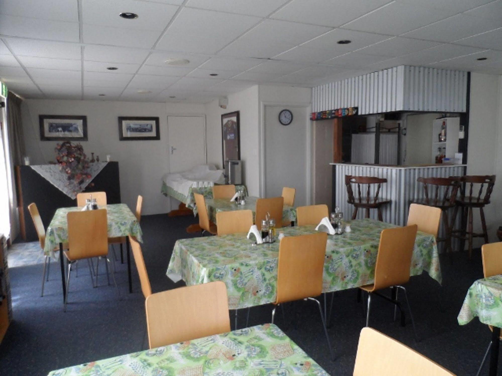 Oakey Motel ภายนอก รูปภาพ