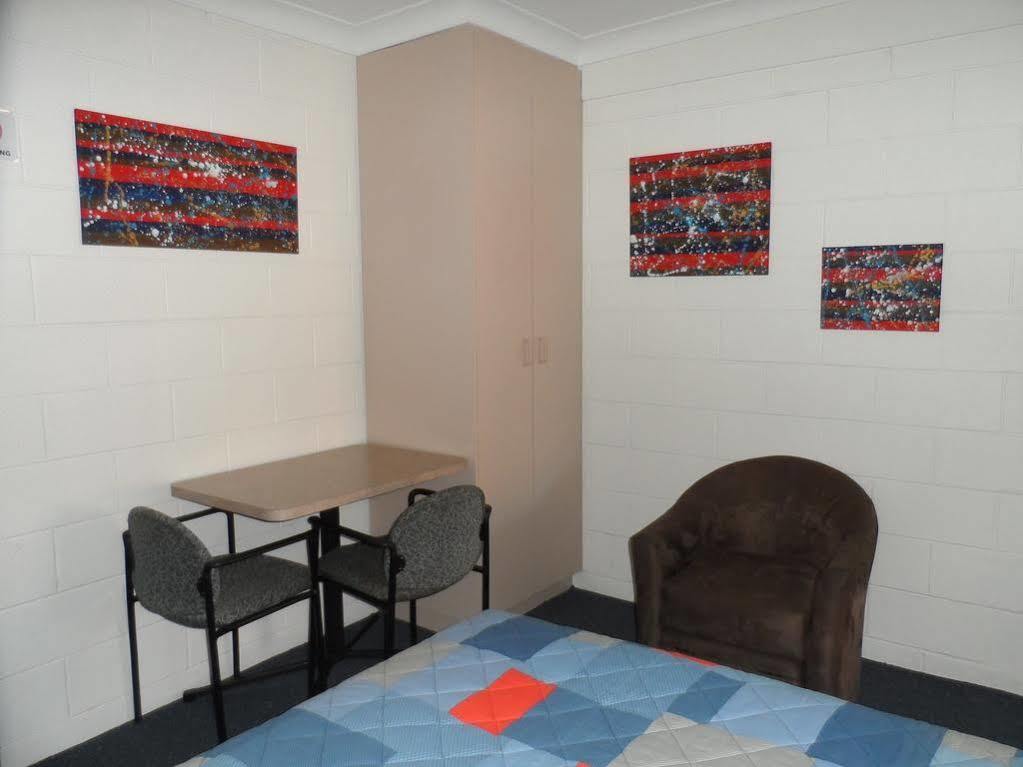 Oakey Motel ภายนอก รูปภาพ